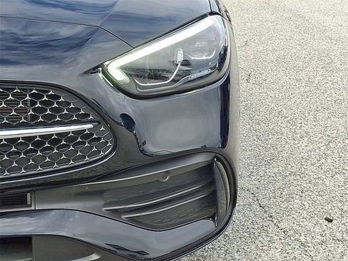 Certified 2025 Mercedes-Benz C 300 4MATIC Sedan image 9