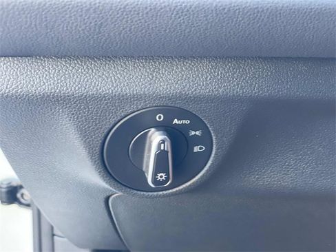 Used 2025 Volkswagen Jetta S image 17