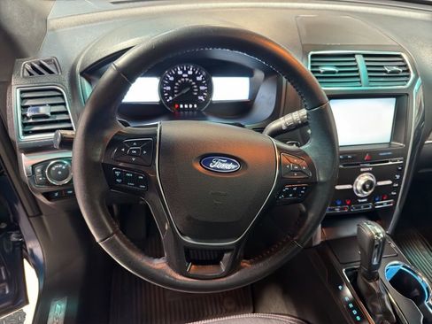 Used 2016 Ford Explorer Limited w/ Equipment Group 301A image 10