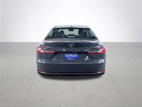 Used 2025 Toyota Camry XLE FWD image 7