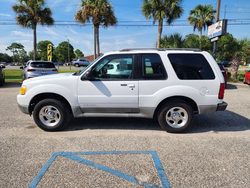 Used 2001 Ford Explorer Sport image 2