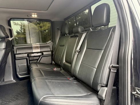 Used 2019 Ford F250 Lariat w/ Lariat Ultimate Package image 28