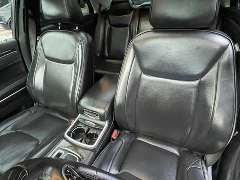 Used 2020 Chrysler 300 Limited image 21