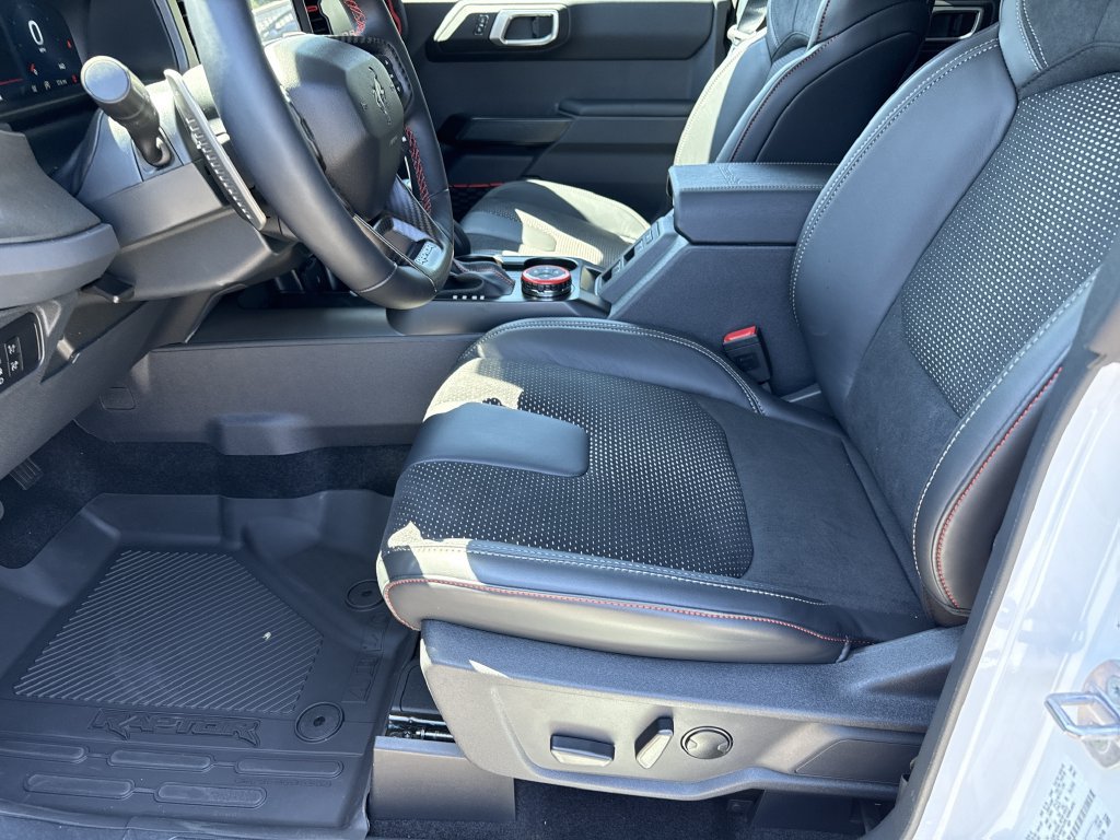 New 2026 Ford Bronco Raptor w/ Interior Carbon Fiber Pack AWD/4WD image 9