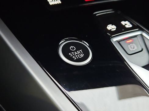 Used 2023 Audi Q4 e-tron Premium Plus w/ Premium Plus image 16