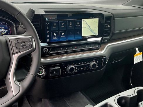 New 2026 Chevrolet Silverado 2500 LT image 6