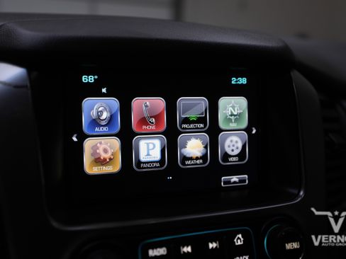 Used 2016 Chevrolet Suburban LTZ image 29