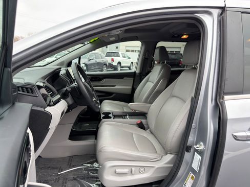 Used 2024 Honda Odyssey Touring image 10
