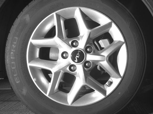Used 2025 Kia Soul LX w/ LX Technology Package FWD image 22