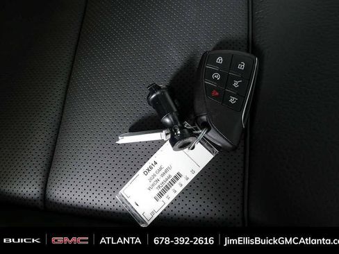 New 2026 GMC Yukon XL Denali w/ Sun & Power Step Package AWD/4WD image 27