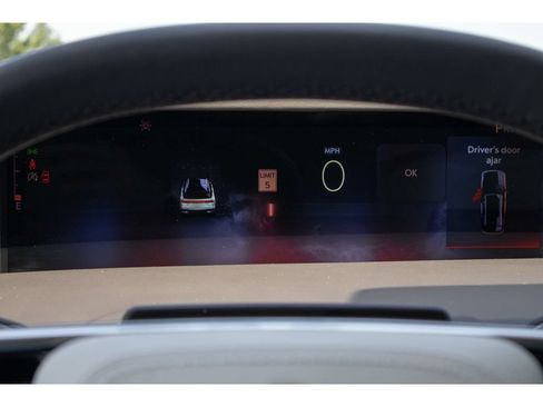 Used 2025 Lincoln Nautilus Black Label AWD/4WD image 22