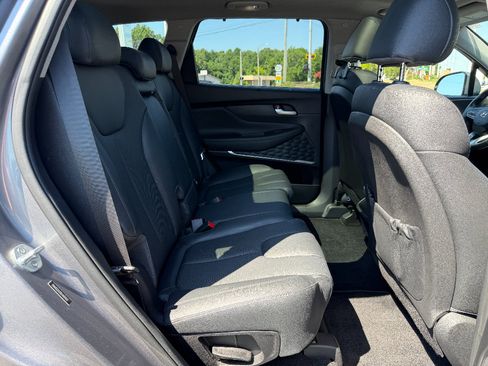 Used 2020 Hyundai Santa Fe SEL w/ Convenience + Premium Package FWD image 17