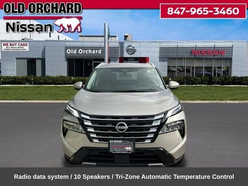 Used 2026 Nissan Rogue Platinum w/ Platinum Premium Package AWD/4WD image 2