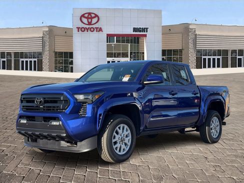 Certified 2025 Toyota Tacoma SR5 image 2