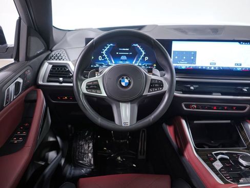 Used 2025 BMW X6 xDrive40i w/ Climate Comfort Package AWD/4WD image 11
