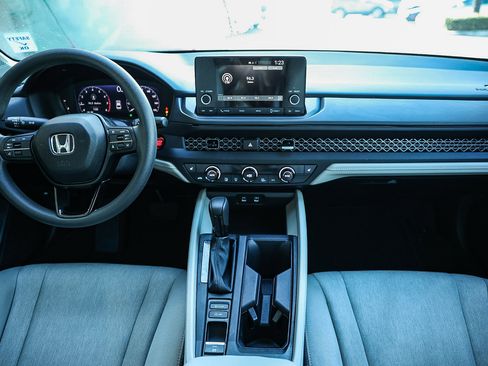 Used 2024 Honda Accord EX image 3