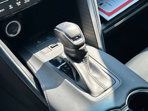 Certified 2023 Toyota Venza Limited AWD/4WD image 61