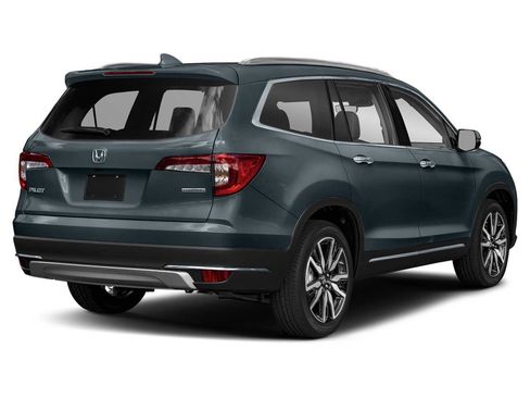 Used 2020 Honda Pilot Touring image 2
