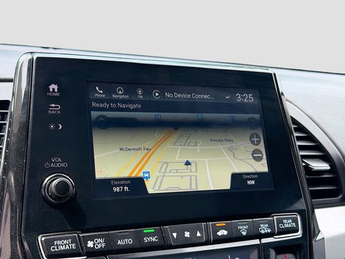 Used 2023 Honda Odyssey Touring image 13