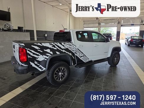 Used 2017 Chevrolet Colorado ZR2 w/ LPO, Premium Interior Package AWD/4WD image 5