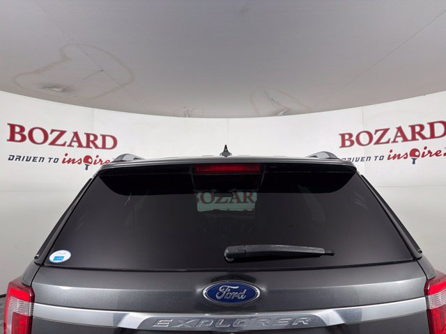 Used 2018 Ford Explorer Platinum AWD/4WD image 12