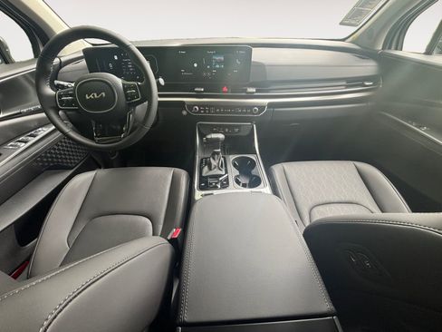 New 2026 Kia Carnival SX w/ SX Dark Edition Package FWD image 10