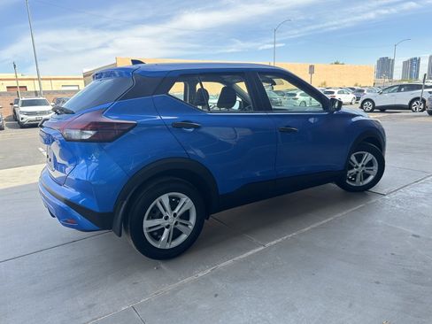 Used 2023 Nissan Kicks S image 3