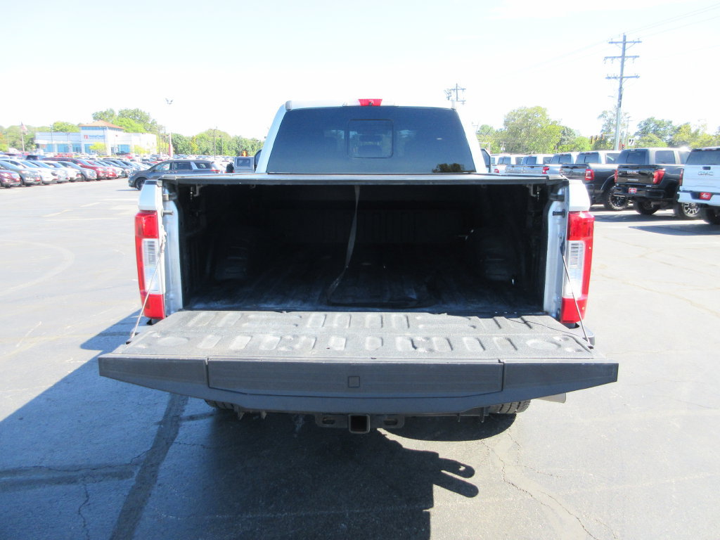 Used 2019 Ford F250 Lariat w/ Lariat Value Package AWD/4WD image 8