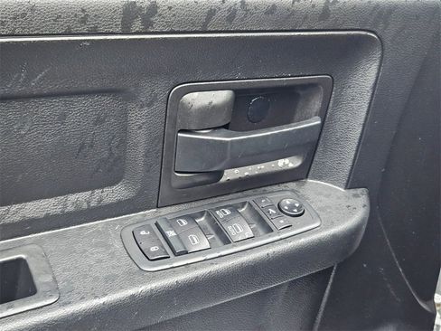 Used 2020 RAM 3500 Tradesman image 11