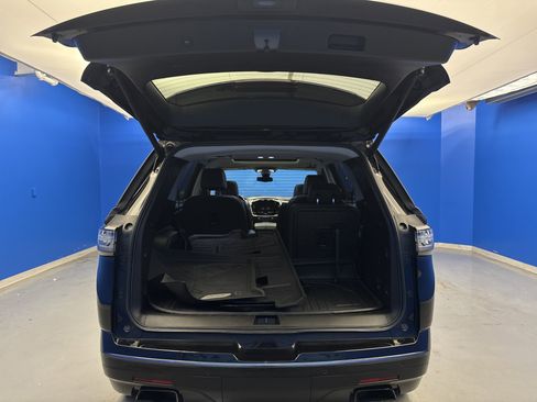 Used 2020 Chevrolet Traverse Premier w/ Redline Edition FWD image 30