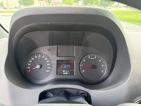 Used 2023 Mercedes-Benz Sprinter 1500 image 19