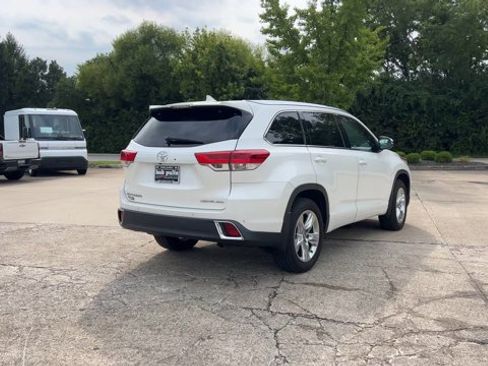Used 2018 Toyota Highlander Limited AWD/4WD image 8