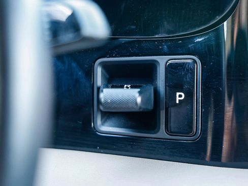 Used 2021 Porsche Taycan Base image 19