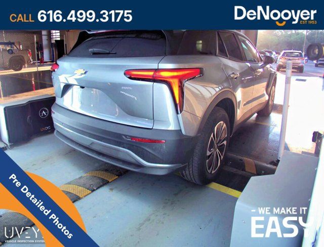 Used 2024 Chevrolet Blazer EV LT AWD/4WD image 11