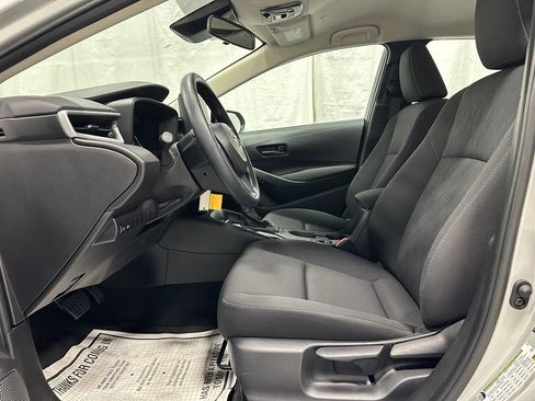 Used 2026 Toyota Corolla LE FWD image 14