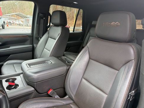 Used 2023 Chevrolet Tahoe High Country image 9