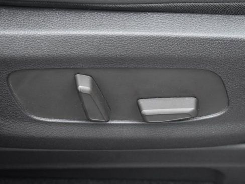 Certified 2025 Kia Carnival SX Prestige image 12