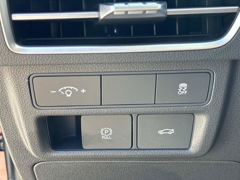 Used 2025 Hyundai Sonata SEL FWD image 25