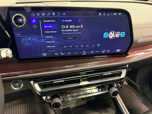 Certified 2025 Chevrolet Traverse RS AWD/4WD image 11