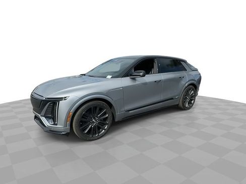 New 2026 Cadillac Lyriq V image 4