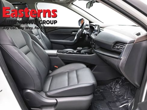 Used 2023 Nissan Rogue SV w/ SV Premium B Package AWD/4WD image 49