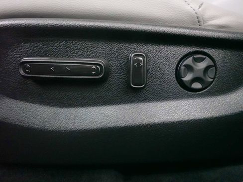 Used 2019 Honda CR-V EX-L image 14