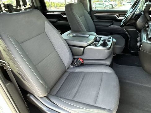 Used 2025 Chevrolet Silverado 2500 LT AWD/4WD image 11
