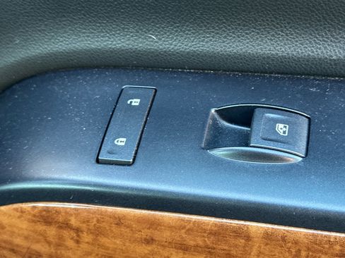 Used 2017 Chevrolet Silverado 1500 High Country w/ High Desert Package image 21