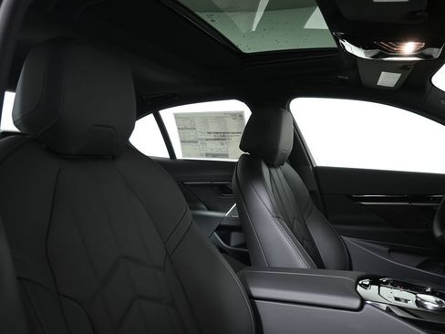 Used 2026 BMW 530i xDrive image 32