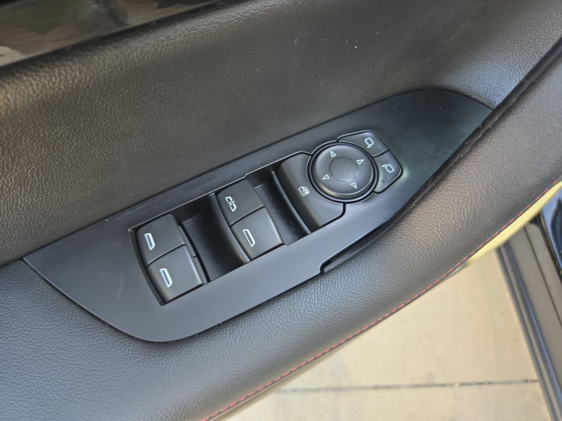 Certified 2023 Chevrolet Blazer RS FWD image 12