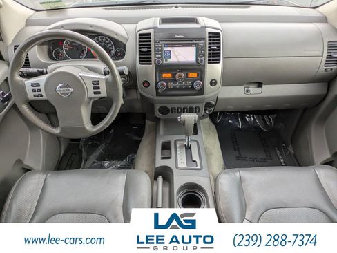 Used 2014 Nissan Frontier SL RWD image 12