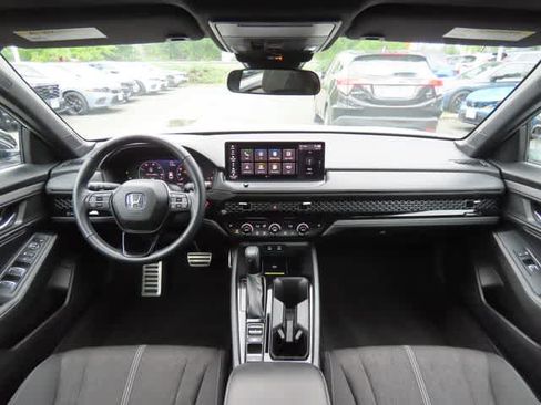Certified 2025 Honda Accord Sport image 17