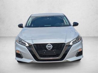 Used 2021 Nissan Altima 2.5 SR video 2