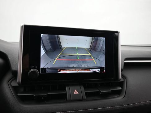 Used 2023 Toyota RAV4 XLE FWD image 18